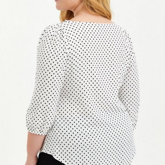 Torrid Plus Size 2 - Rayon Slub Button-front Puff Sleeve Top (B/W Polka Dots!) - Picture 9 of 12